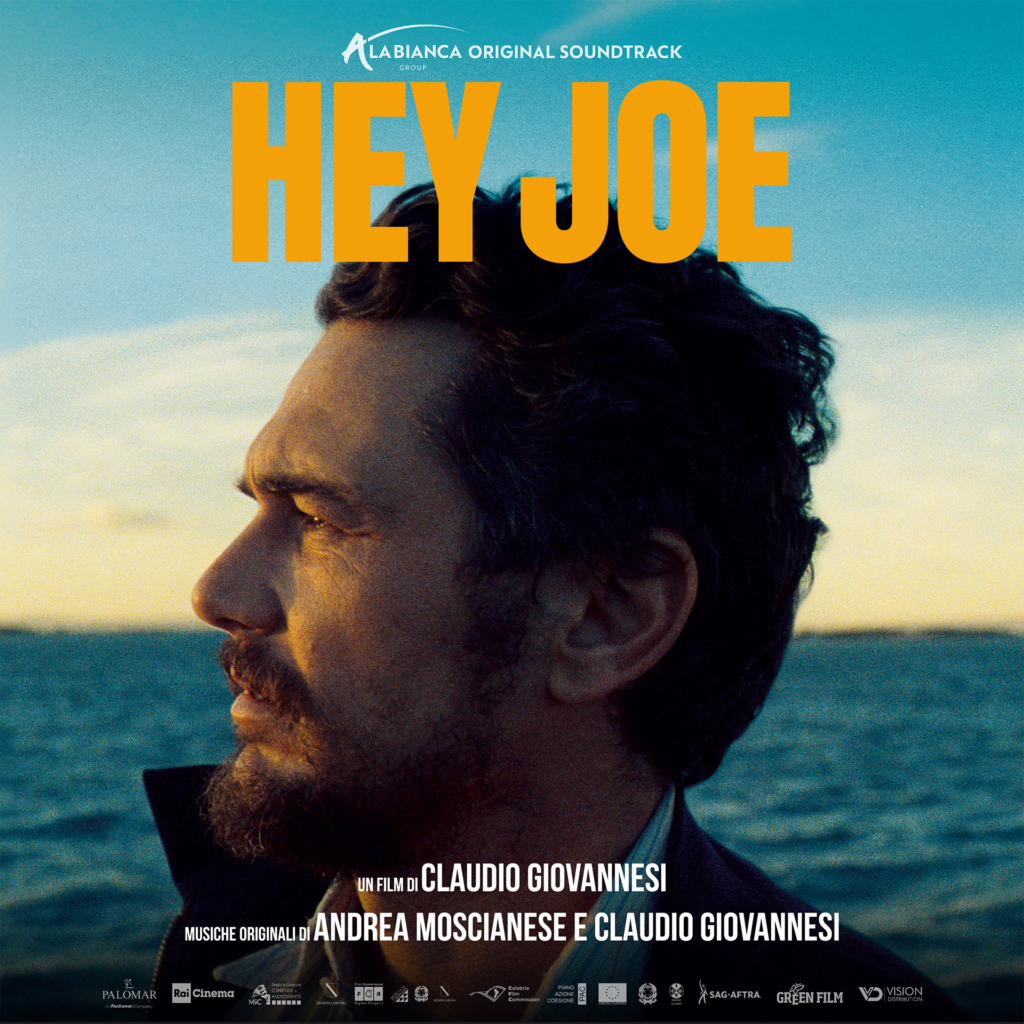 In occasione dell’uscita nelle sale cinematografiche del film Hey Joe di Claudio Giovannesi, giovedì 28 novembre 2025, pubblichiamo su tutte le piattaforme digitali la colonna sonora edita e prodotta da Ala Bianca, composta dallo stesso regista Giovannesi assieme al Maestro Compositore Andrea Moscianese.
