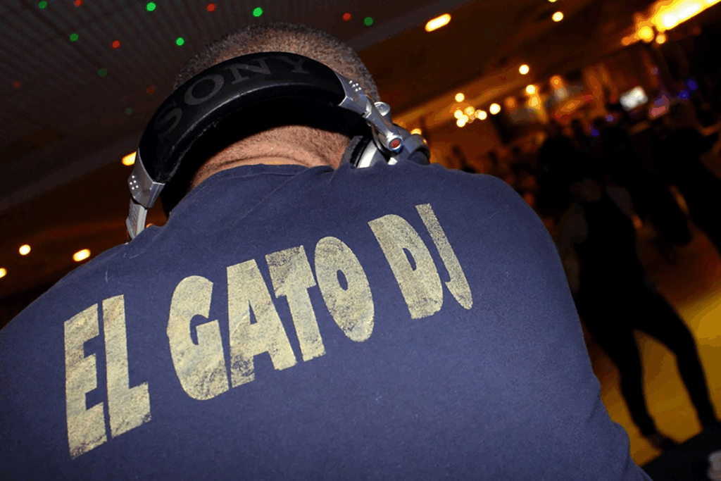 El Gato DJ, autore della hit mondiale per Ala Bianca "Mueve la colita", presente anche nella colonna sonora del film "La grande bellezza", di Paolo Sorrentino.