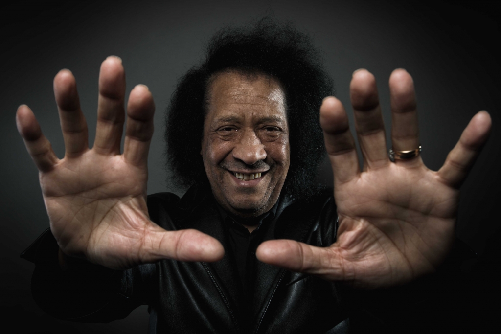 James Senese, pseudonimo di Gaetano Senese, è un musicista, sassofonista, compositore e cantante italiano.